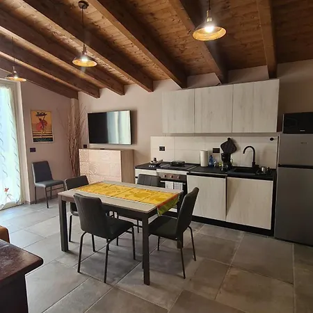 Casa Monforte 公寓 卡内利